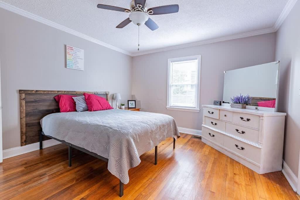 Charming 3-Bedroom Home In Rossville, Ga - Family Retreat Exterior foto