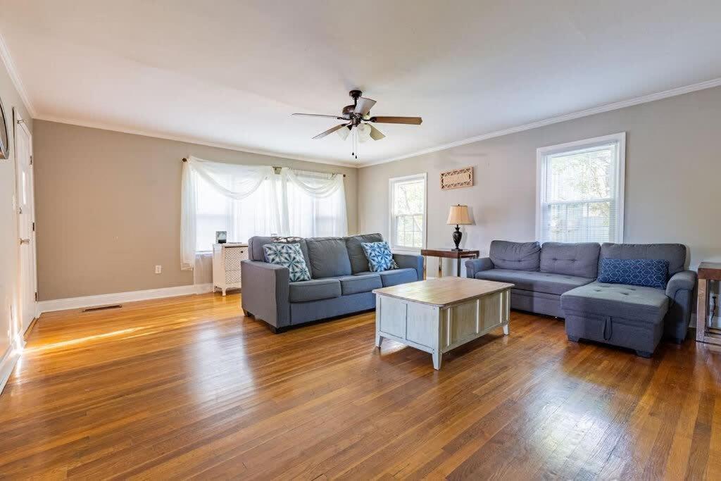 Charming 3-Bedroom Home In Rossville, Ga - Family Retreat Exterior foto